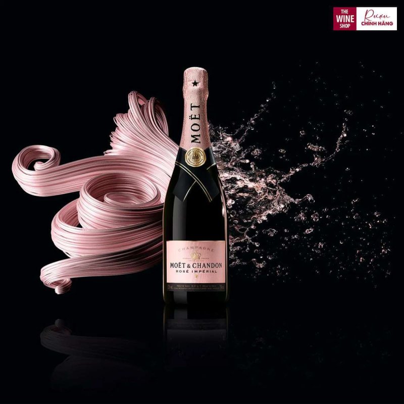 Rose Imperial Limited Box là dòng champagne hồng nổi bật của nhãn hiệu Moet & Chandon
