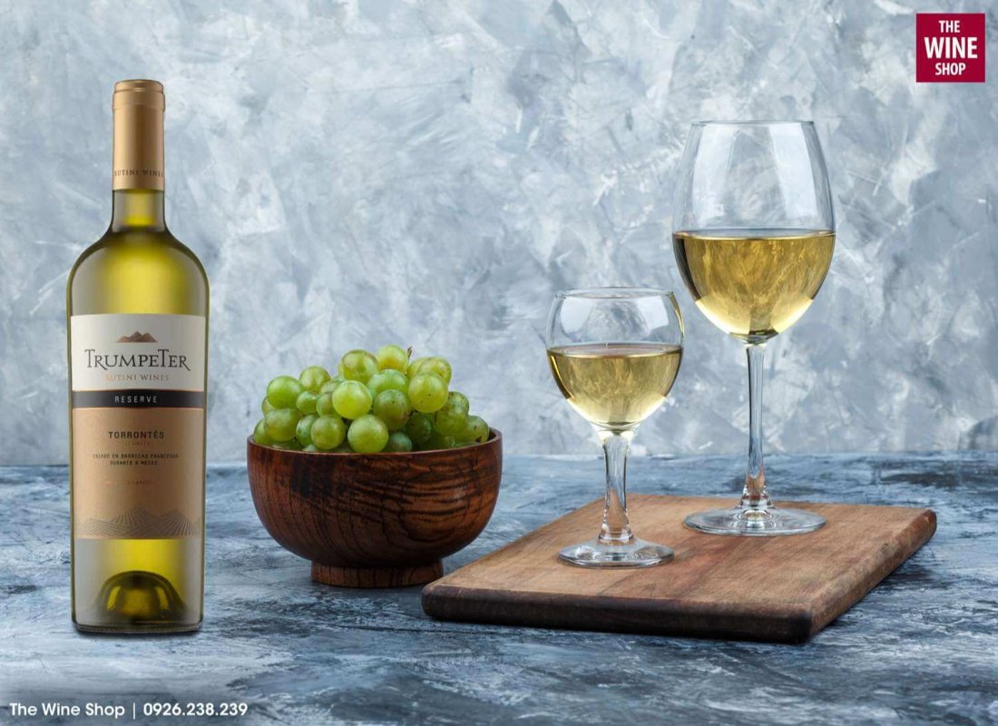 Đặt mua sản phẩm rượu vang Trumpeter Reserve Torrontes chính hãng tại The Wine Shop