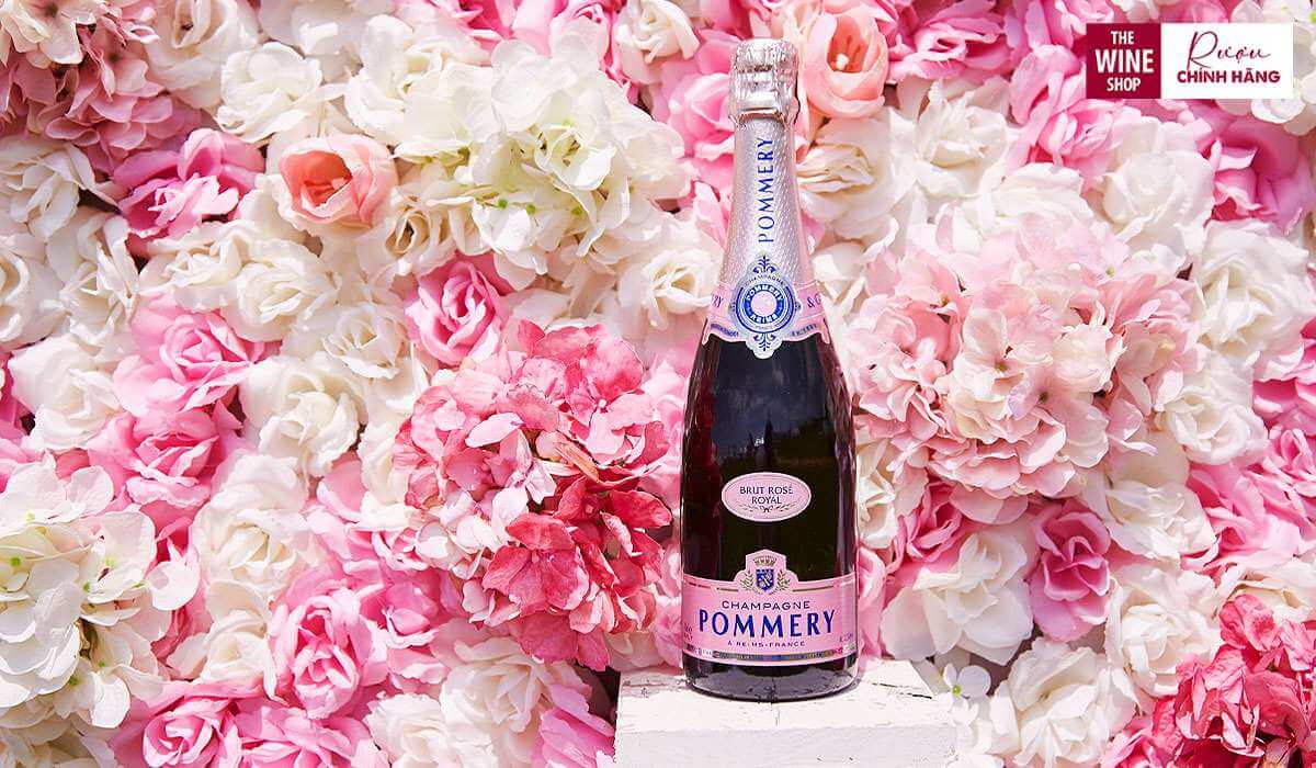 Nhãn hiệu rượu champagne Pommery được Madame Pommery tiếp quản vào năm 1858