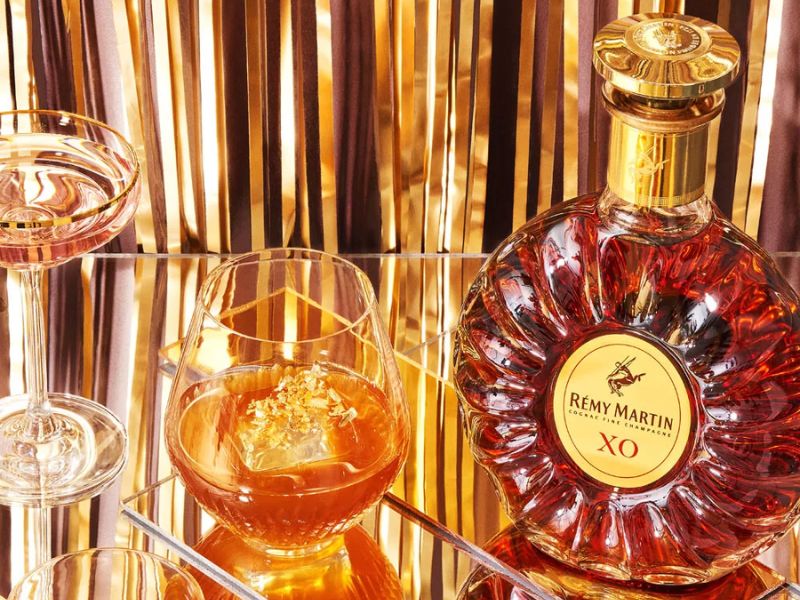 Remy Martin XO là sự thanh lịch, tinh tế đến từ màu sắc và hương vị rượu