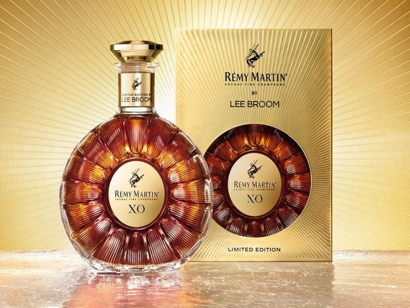 REMY MARTIN XO Lee Broom có hương vị của trái cây chín mọng, gia vị, gỗ sồi