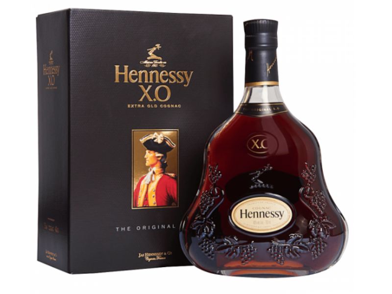 Sự kết hợp hấp dẫn giữa ẩm thực và vị rượu Rượu HENNESSY XO Luminous (đèn)