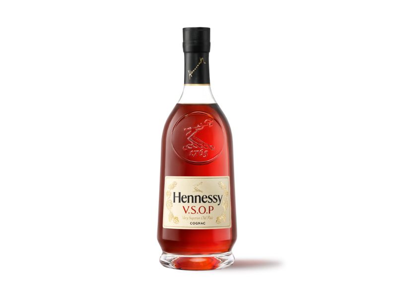 Rượu Hennessy - biểu tượng của phong cách và sự sang trọng