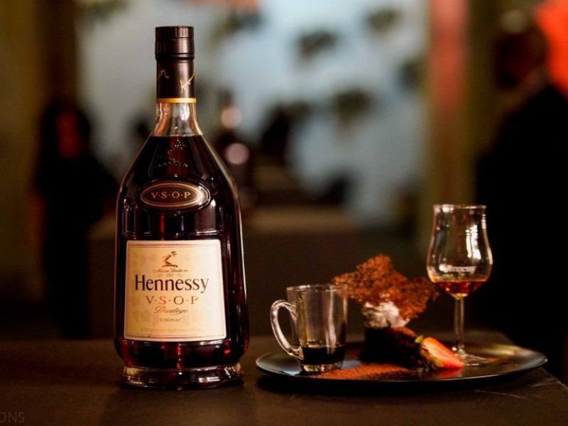 Cần bảo quản rượu Hennessy VSOP 70cl đúng cách