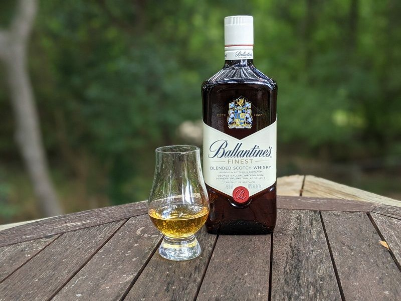 Mua BALLANTINES Finest chính hãng tại ruouvangnhap.com