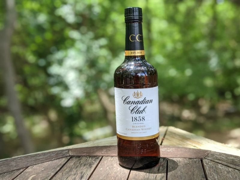 Rượu CANADIAN CLUB Original là một loại rượu có thể bảo quản được rất lâu