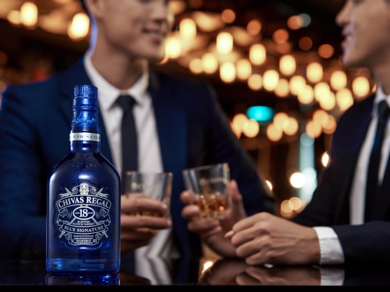 Hương vị Chivas 18 Blue khiến cho bất cứ ai đã từng được thưởng thức nhớ mãi không quên