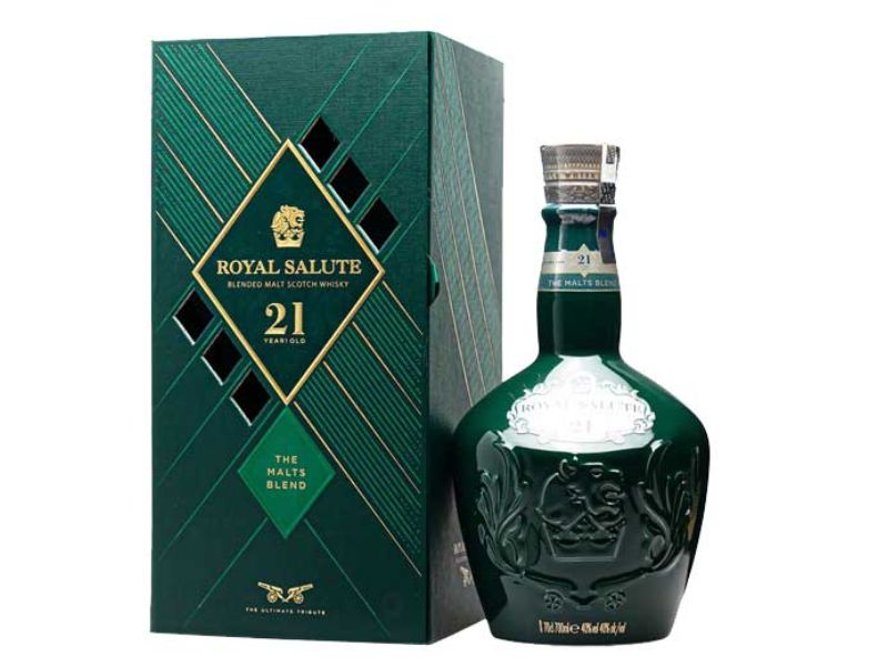 CHIVAS 21 The Malts Blend trưởng thành từ 21 loại Whisky 