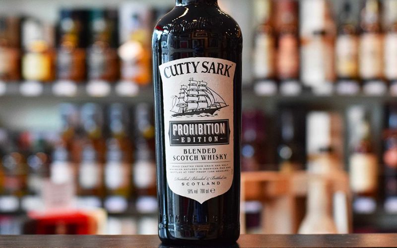 Với độ mạnh 50% vol, Cutty Sark Prohibition là lựa chọn tuyệt vời cho những ai muốn thưởng thức whisky mạnh mẽ.