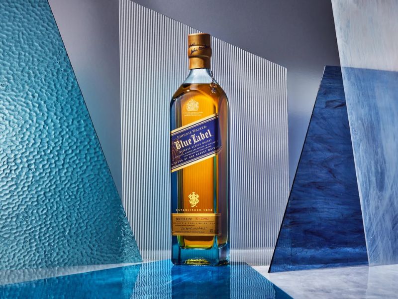 JW Blue Label được coi là đỉnh cao của thứ đồ uống “Quốc hồn quốc túy” xứ Scotland