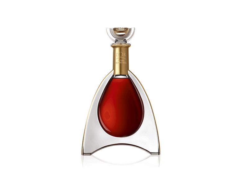 MARTELL L'or được xem là biểu tượng của sự tinh tế và sang trọng