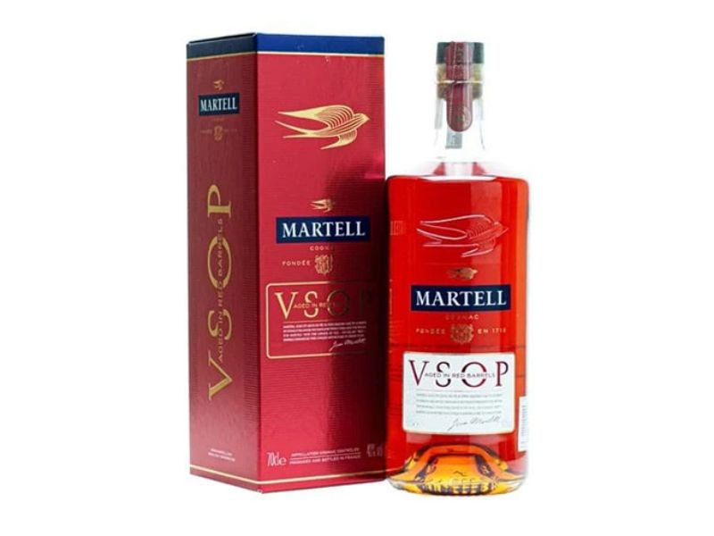 Martell VSOP sở hữu mùi thơm đặc trưng từ vani, gỗ sồi và trái cây chín